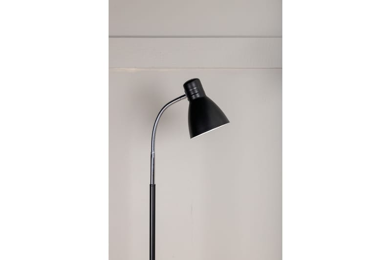 Lina Golvlampa - Svart - Products - Belysning - Lampor & belysning inomhus - Golvlampa
