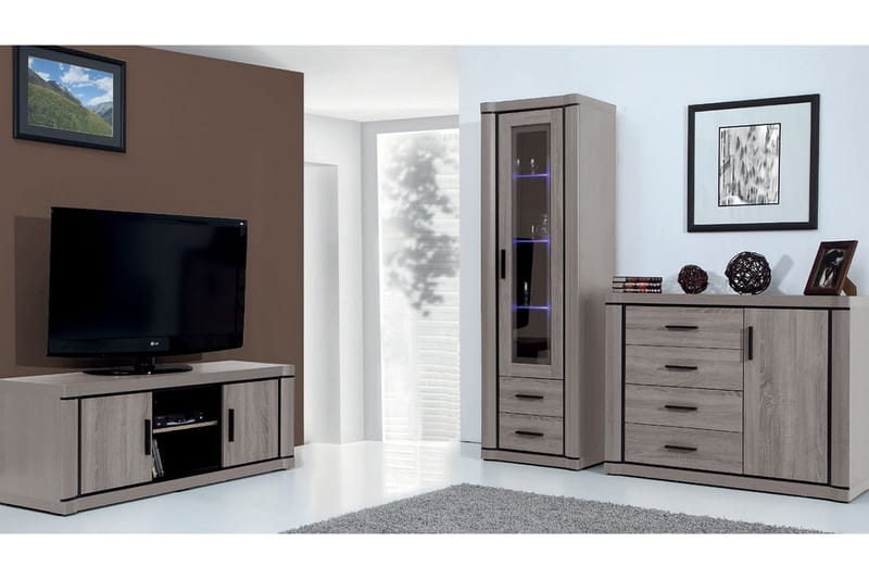 Dallas Vardagsrumsset, Ek