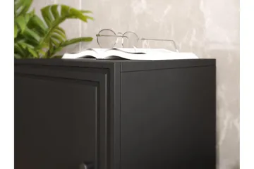 Laholm Sängbord 45 cm - Svart - Products - Möbler - Bord & matgrupp - Avlastningsbord & sidobord - Sängbord & nattduksbord