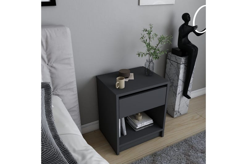 Rinorea Sängbord 44,6x52,8 cm - Antracit - Products - Möbler - Bord & matgrupp - Avlastningsbord & sidobord - Sängbord & nattduksbord