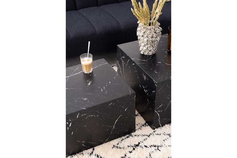 Samon Soffbord 58x58 cm - Svart - Products - Möbler - Bord & matgrupp - Avlastningsbord & sidobord - Satsbord