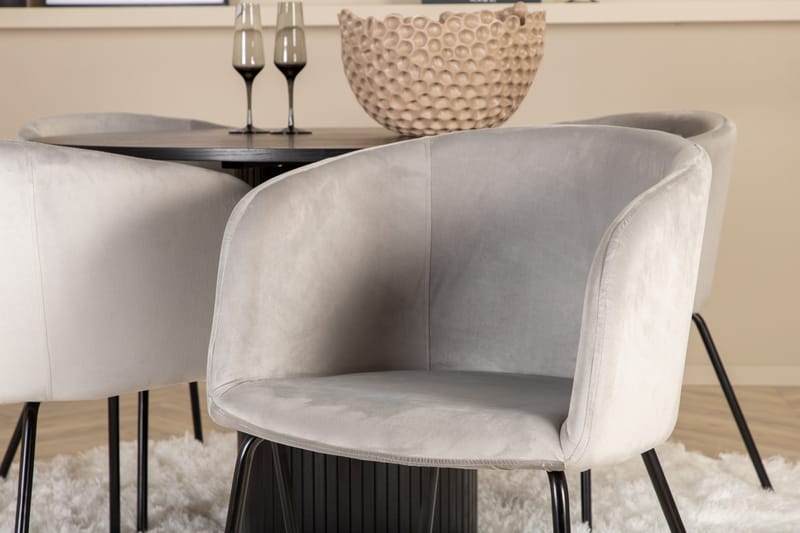 Bianca Matgrupp 110 cm Rund med 4 Berit stolar - Svart - Products - Möbler - Bord & matgrupp - Matgrupp