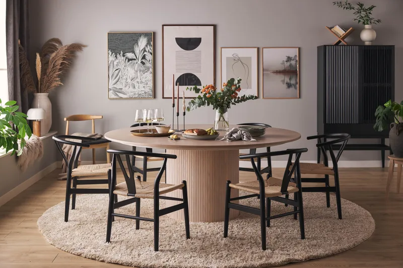 Kopparbo Runt Matbord 180 cm - Vitlaserat Ek / Ljus / Trä - Products - Möbler - Bord & matgrupp - Matbord & köksbord