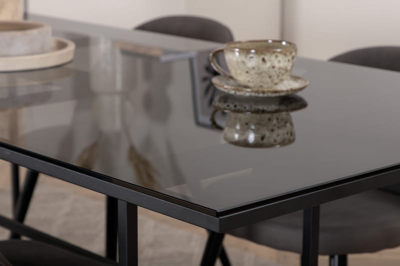 Leif matbord med 4st Velvet matstol - Products - Möbler - Bord & matgrupp - Matgrupp