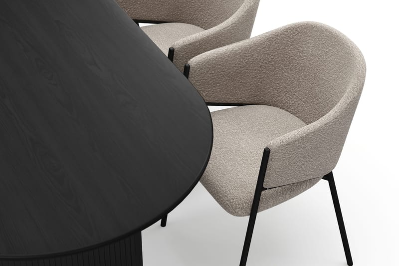 Noira Ovalt Matbord 220 cm med 6 Filip Matstolar - Svart / Taupe Bouclé - Products - Möbler - Bord & matgrupp - Matgrupp
