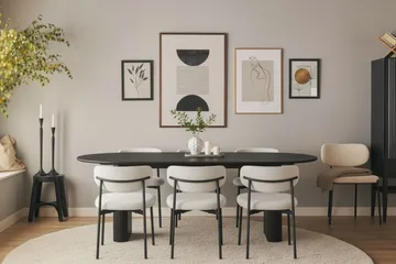 Noira Ovalt Matbord 220 cm med 6 Lucy Matstolar - Svart / Vit Bouclé / Metallben Svart - Products - Möbler - Bord & matgrupp - Matgrupp