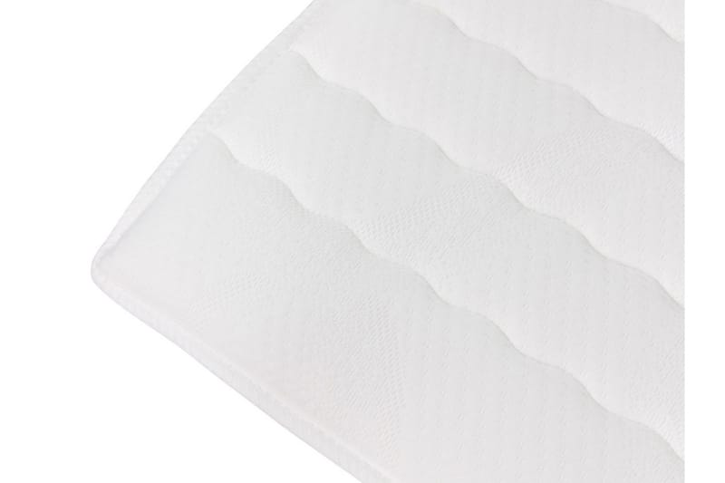 Laargard / Cosmo Sängpaket Kontinentalsäng 140x200 cm - Röd - Products - Möbler - Säng - Komplett sängpaket