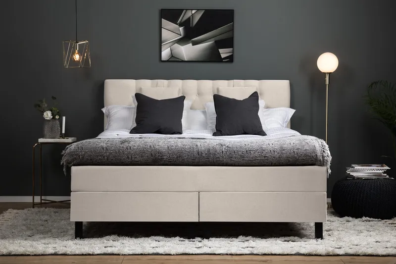 Lucky Komplett Sängpaket 180x200 Polyeter Diamant Sänggavel - Nackkudde Liten Beige - Products - Möbler - Säng - Kontinentalsäng