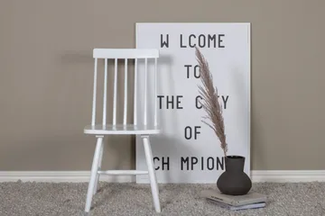 Lönneberga Pinnstol - Vit - Products - Möbler - Fåtölj & stolar - Pinnstol