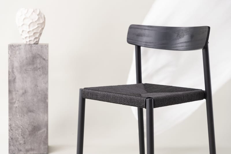 Malmön Matstol - Svart - Products - Möbler - Fåtölj & stolar - Matstol & köksstol