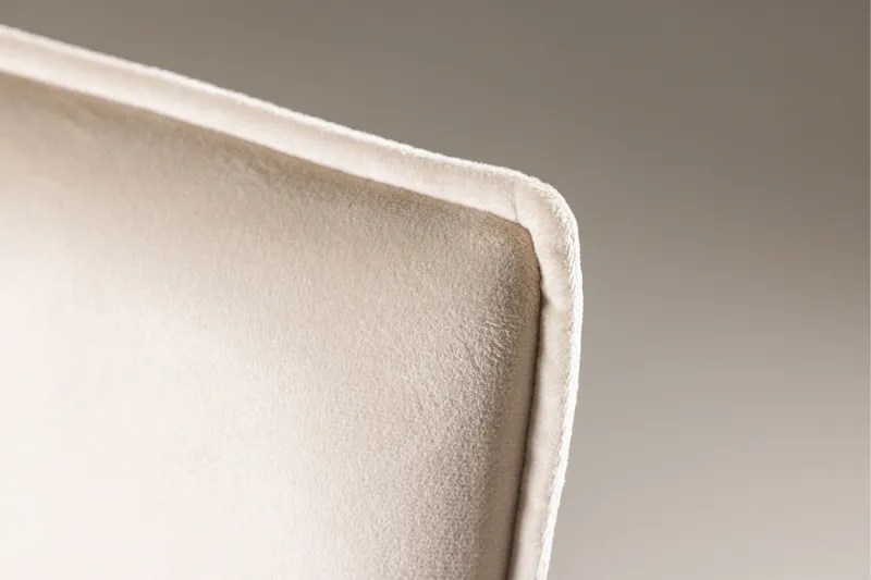 Petra Karmstol - Beige - Products - Möbler - Fåtölj & stolar - Matstol & köksstol