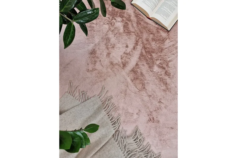 Heaven Ryamatta 120 cm Rund - Rosa - Products - Textil & mattor - Matta - Modern matta - Ryamatta