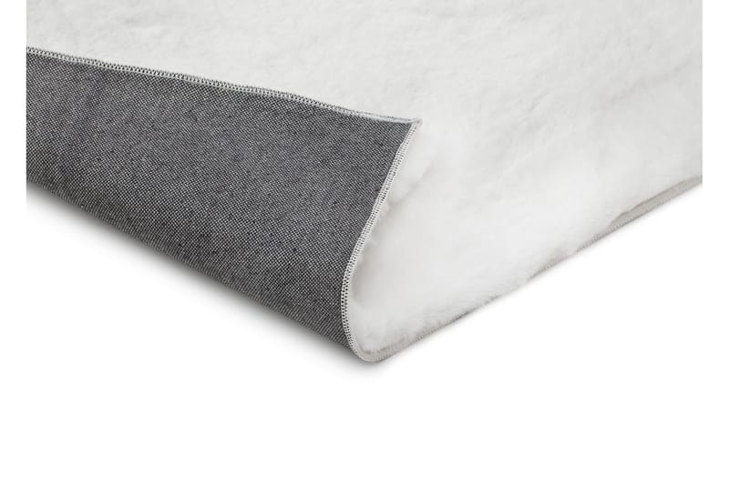 Heaven Ryamatta Vit 80*160 - Vit - Products - Textil & mattor - Matta - Modern matta - Ryamatta