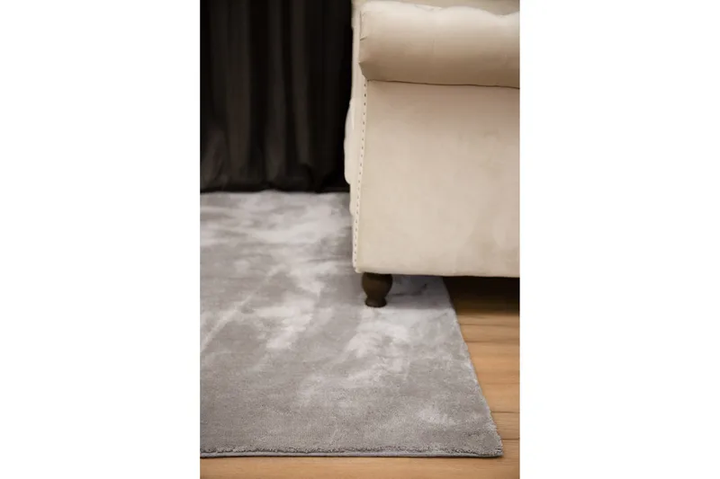 Undra Viskos-look Matta 170x240 - Silver - Products - Textil & mattor - Matta - Modern matta - Viskosmatta & konstsilkesmatta