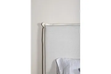 Signe Sänggavelöverdrag 140x180 cm - Vit - Products - Textil & mattor - Tyg - Möbeltyg - Möbelöverdrag innemöbler