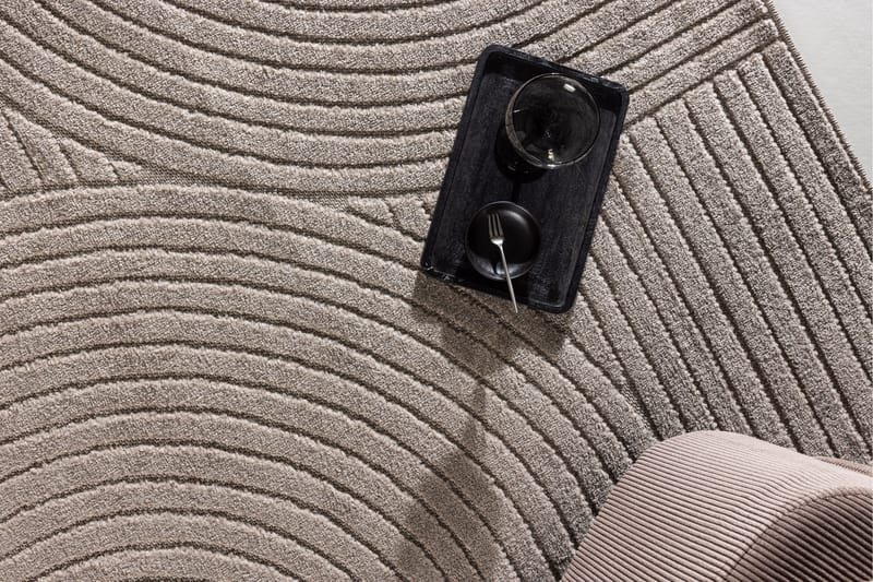 Vince Plastmatta 240x340 cm - Brun - Products - Utemöbler & utemiljö - Balkong & altan - Balkonggolv - Plastmatta balkong