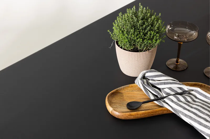 Aspvik Matbord 100x200 cm Svart - Svart - Products - Utemöbler & utemiljö - Utebord & trädgårdsbord - Matbord utomhus