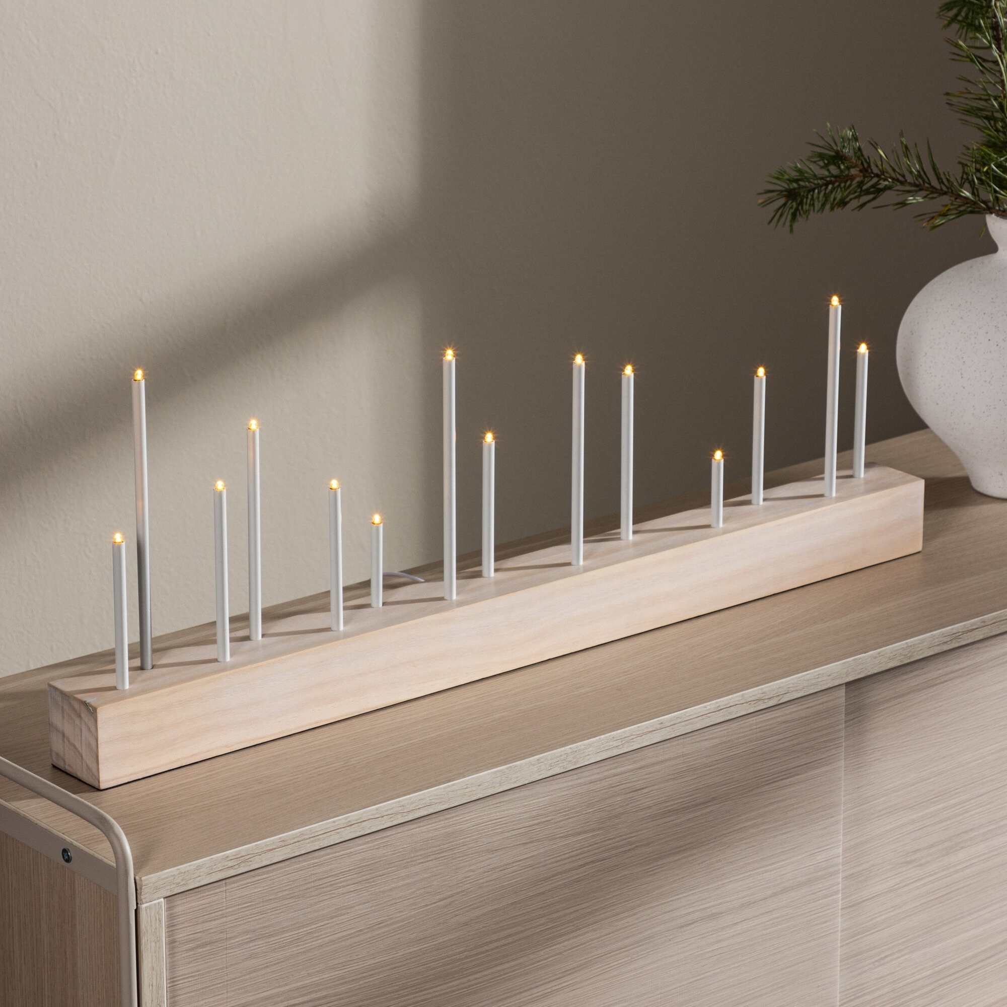 Kungsberget bordlampe - Whitewash Kungsberget bordlampe - Whitewash