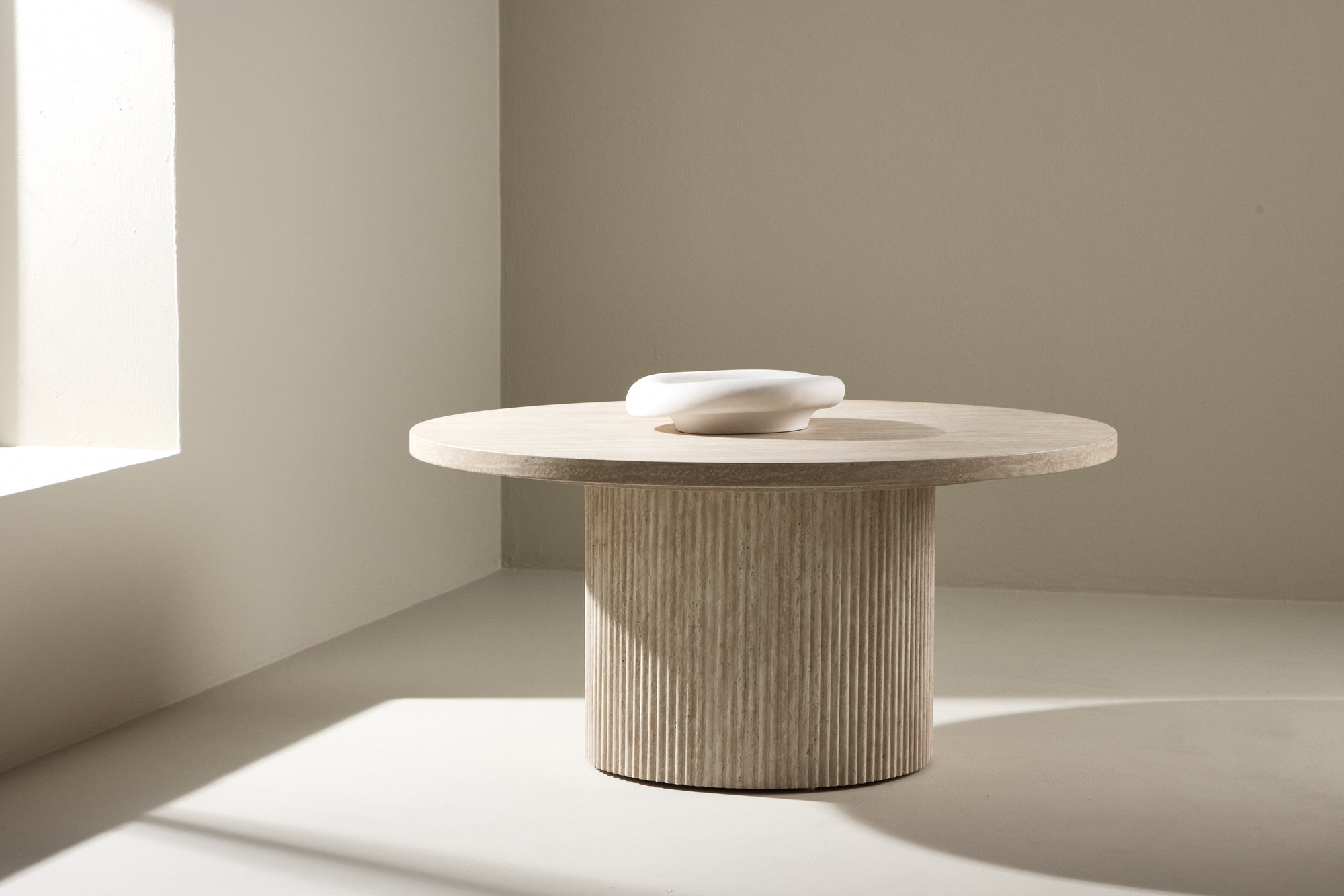 H�r�n sofabord �80 - Beige travertin