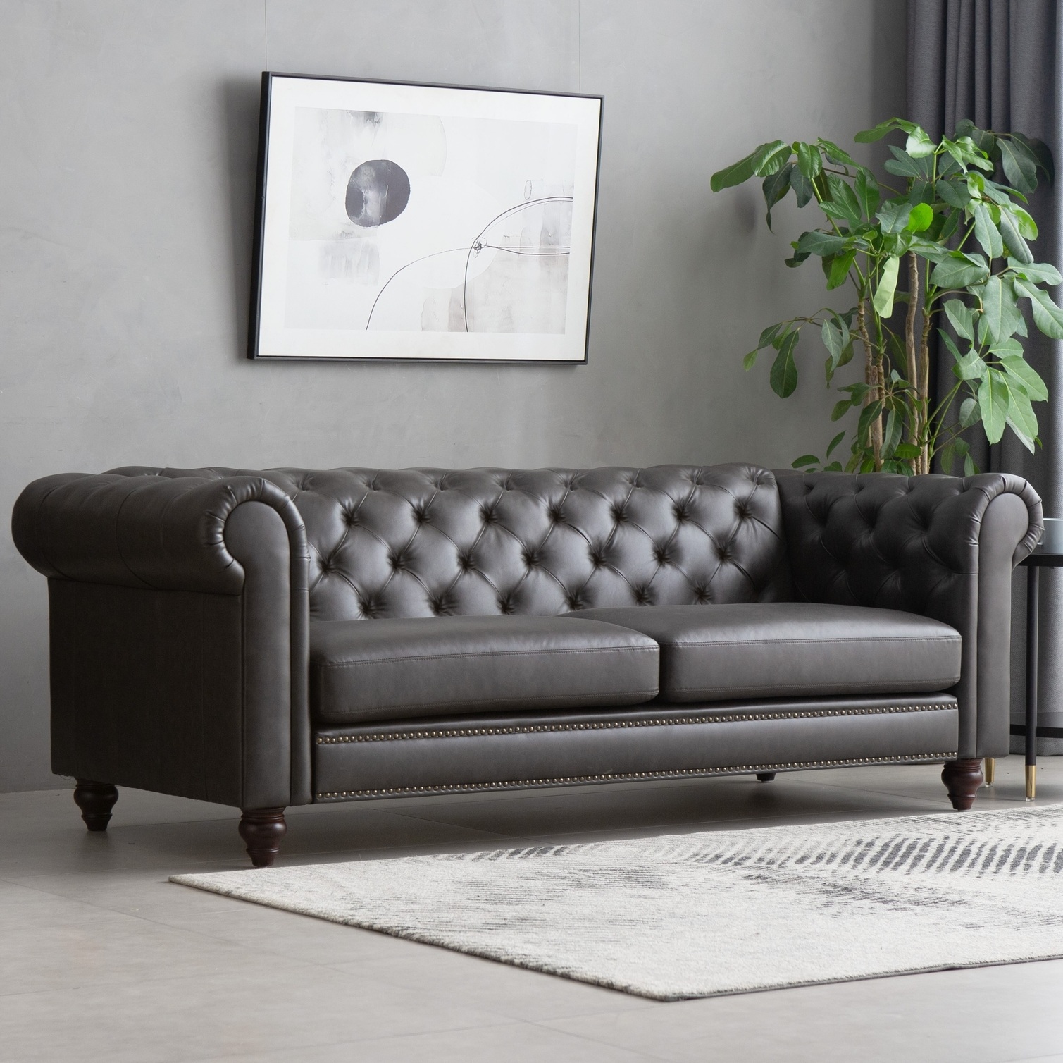 Chesterfield Royal 3-seters sofa - Svart vintage (PU skinn) + Tekstilpleie for m�bler