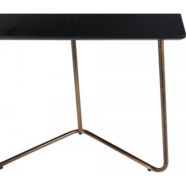 Kardinal spisebord, 190 cm - Svart/kobber Kardinal spisebord, 190 cm - Svart/kobber