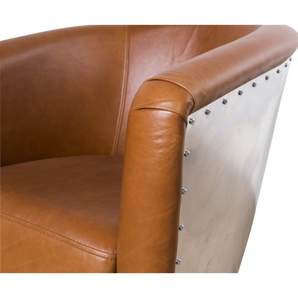 Tank clublenestol - Vintage lær Whisky / Metall Tank clublenestol - Vintage lær Whisky / Metall