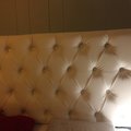 Kundebilde White Dream sengegavl inkl veggfest - 180 cm