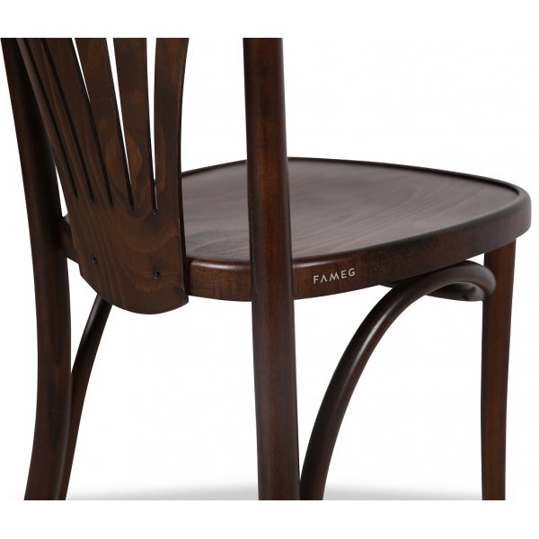 Bøyetre stol No 24 klassiker - Valnøtt Bøyetre stol No 24 klassiker - Valnøtt