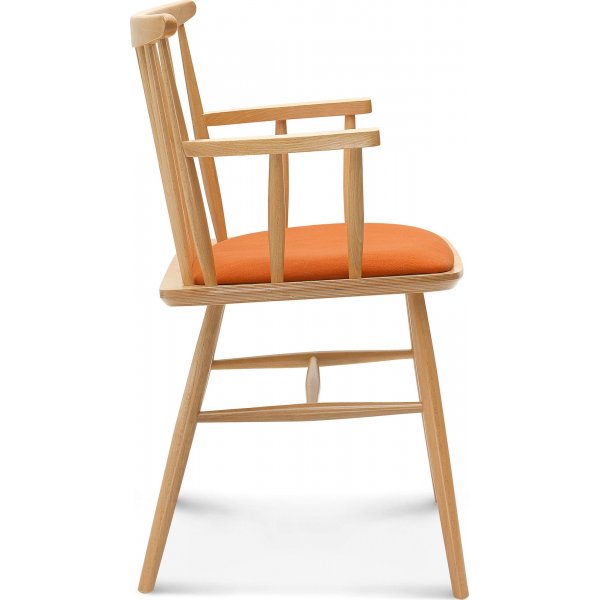 Karmstol Vanessa - Valgfri farge på ramme og trekk! Karmstol Vanessa - Valgfri farge på ramme og trekk!