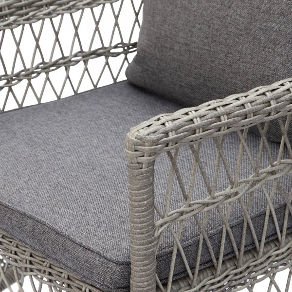 Utendørsgruppe; 4 stoler og spisebord Ø110 cm grå/rotting - Jacksonville/Provence Utendørsgruppe; 4 stoler og spisebord Ø110 cm grå/rotting - Jacksonville/Provence