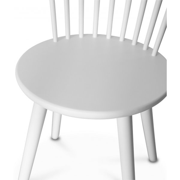 Cleo spisegruppe, rundt bord 110 cm, inkludert 4 stk. hvite Castor pinnestoler - mørk eikefiner Cleo spisegruppe, rundt bord 110 cm, inkludert 4 stk. hvite Castor pinnestoler - mørk eikefiner