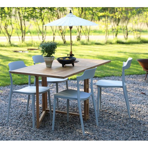 Spisegruppe Salt� teak: Slangbord i teak inkludert 4 stk. Abbe stoler