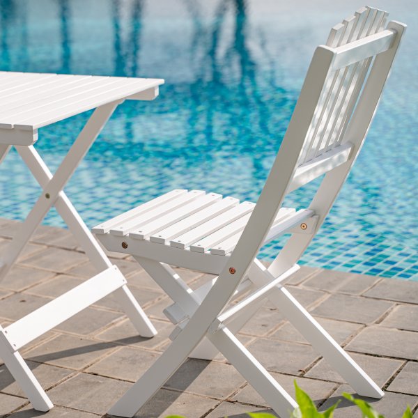 Brännö spisebord hvit 65x65 cm Brännö spisebord hvit 65x65 cm