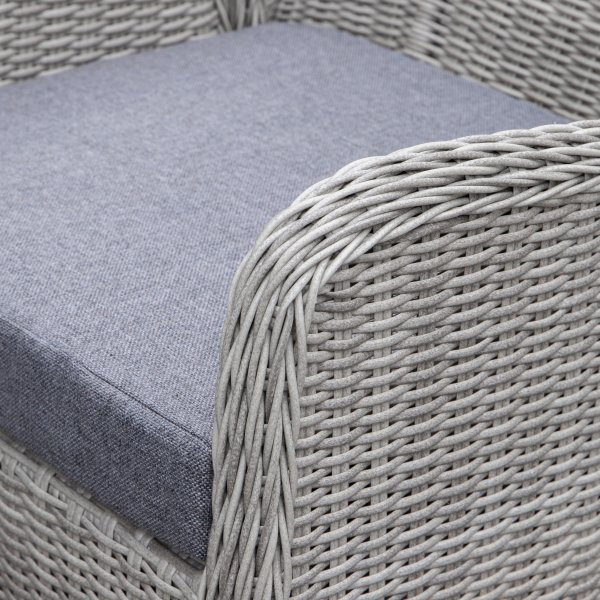 Santiago utemøbelsett (2 sammenleggbare lenestoler, 1 bord) - Grå kunstrotting Santiago utemøbelsett (2 sammenleggbare lenestoler, 1 bord) - Grå kunstrotting