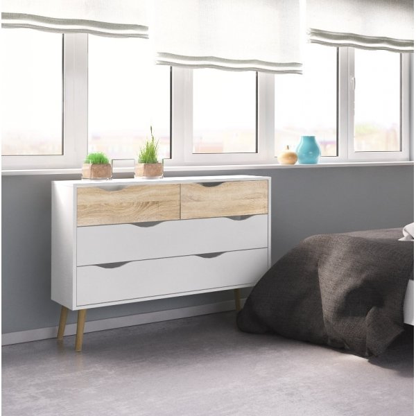 Oslo kommode med 4 skuffer - Hvit/eik Oslo kommode med 4 skuffer - Hvit/eik