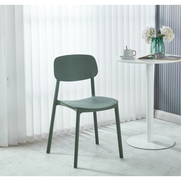 Archimedes stablebar spisestuestol - Stol i grønn plast Archimedes stablebar spisestuestol - Stol i grønn plast