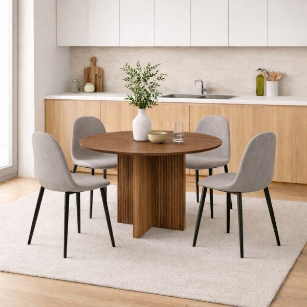 Spisegruppe Crossby bord Ø120cm i valnøtt med 4 Carisma spisestoler i lysegrå fløyel Spisegruppe Crossby bord Ø120cm i valnøtt med 4 Carisma spisestoler i lysegrå fløyel