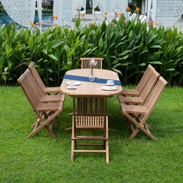 Teakgruppe; spisebord med åtte stoler - Saltö Teakgruppe; spisebord med åtte stoler - Saltö