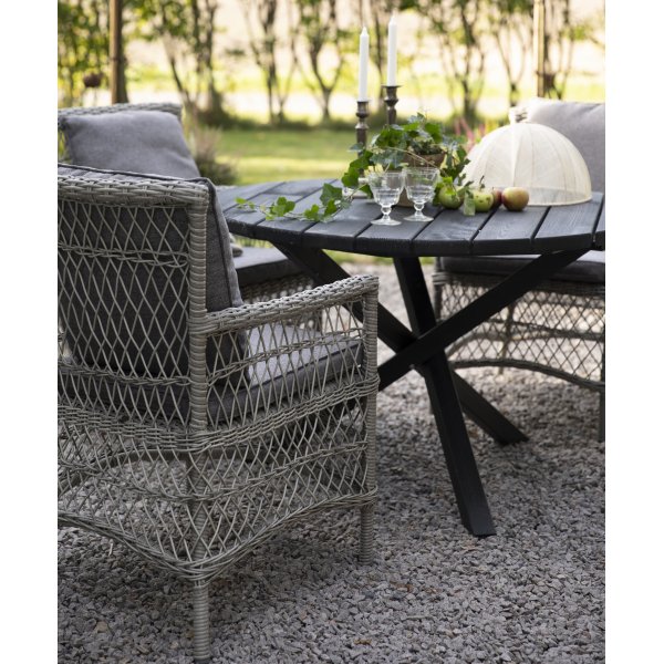 Scottsdale spisebord Ø112 cm - svartbeiset furu Scottsdale spisebord Ø112 cm - svartbeiset furu