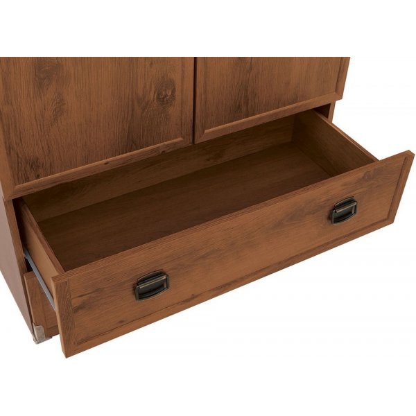 Crosby garderobeskap - Antikk eik Crosby garderobeskap - Antikk eik