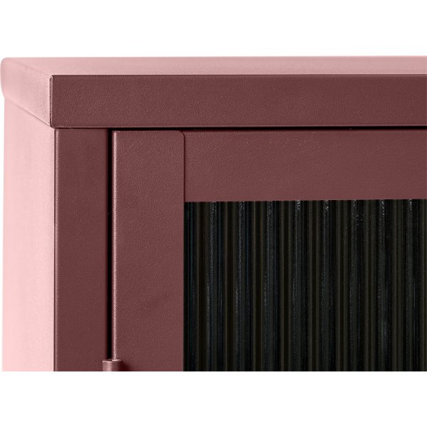 Dobb vinrødt metallskap med glassdører Dobb vinrødt metallskap med glassdører