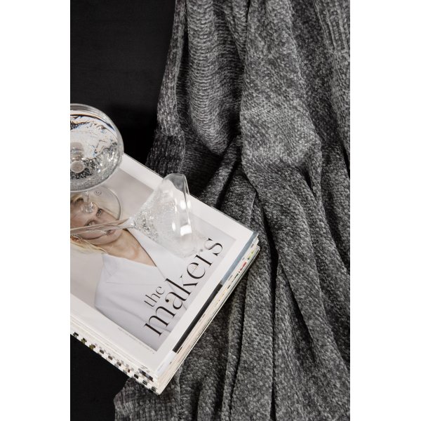 Nemy pledd, 130x170 cm - Mørkegrå Nemy pledd, 130x170 cm - Mørkegrå