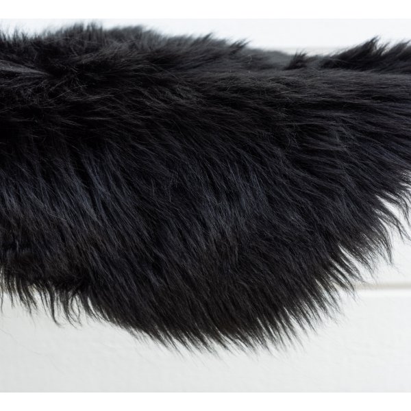 Katy trap 180 x 55 cm - Svart fuskepels Katy trap 180 x 55 cm - Svart fuskepels