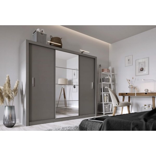 Einar grå garderobe 250x215 cm Einar grå garderobe 250x215 cm