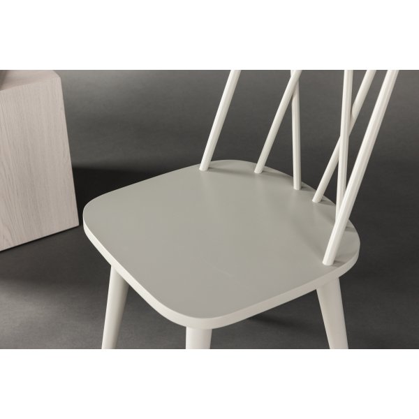 Mariette spisestol i flettet graktig