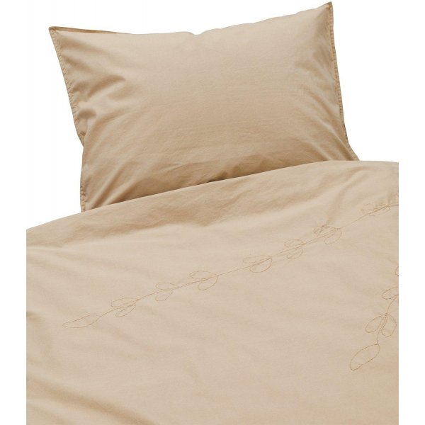 Amie broderi sengesett 150 x 210 cm - Iskaffe