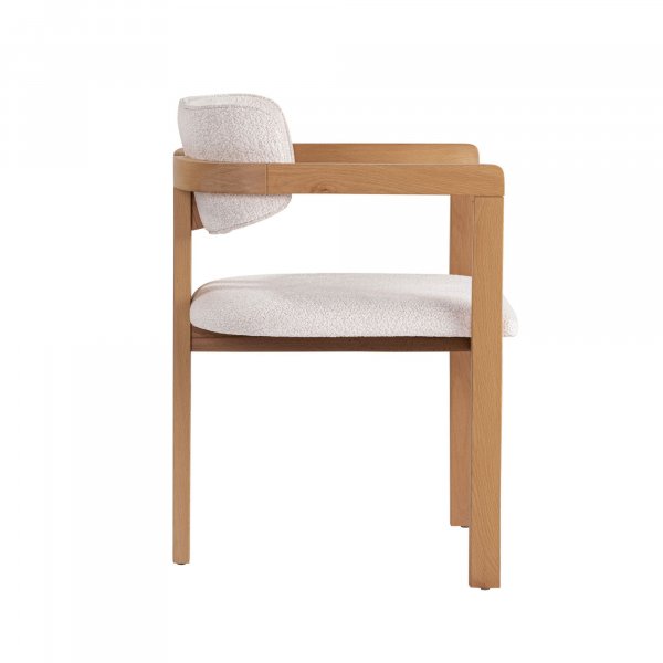 Lenestol Torpin i hvit chenille og eik Lenestol Torpin i hvit chenille og eik