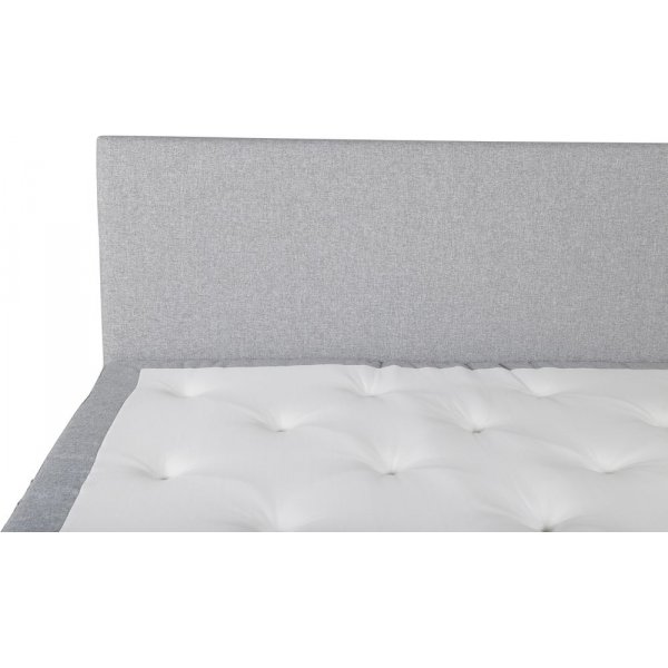 Rättvik kontinentalseng inkl hodegjerde Alvik - Valgfri farge og størrelse! Rättvik kontinentalseng inkl hodegjerde Alvik - Valgfri farge og størrelse!