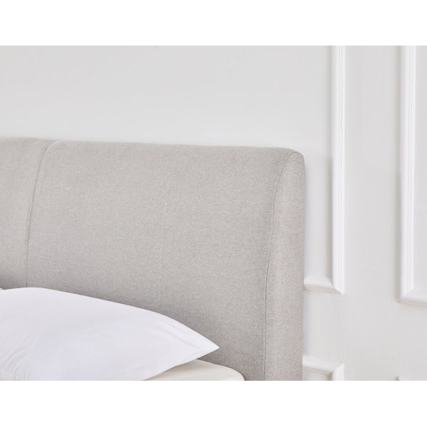 Vaxö sengeramme med sengegavl og oppbevaring 160 x 200 cm - Grå Vaxö sengeramme med sengegavl og oppbevaring 160 x 200 cm - Grå