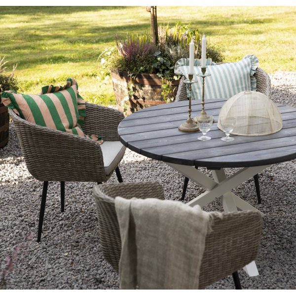 Spisegruppe Aster: Rundt bord Ø112 cm med 4 lenestoler Spisegruppe Aster: Rundt bord Ø112 cm med 4 lenestoler